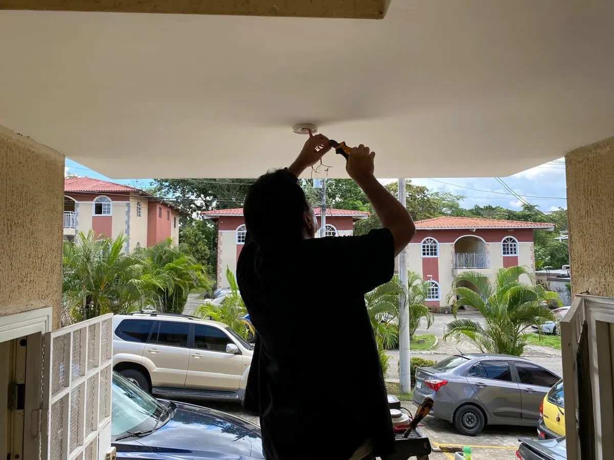 Instalación de sistema contra incendio realizado por Insacol en Panamá